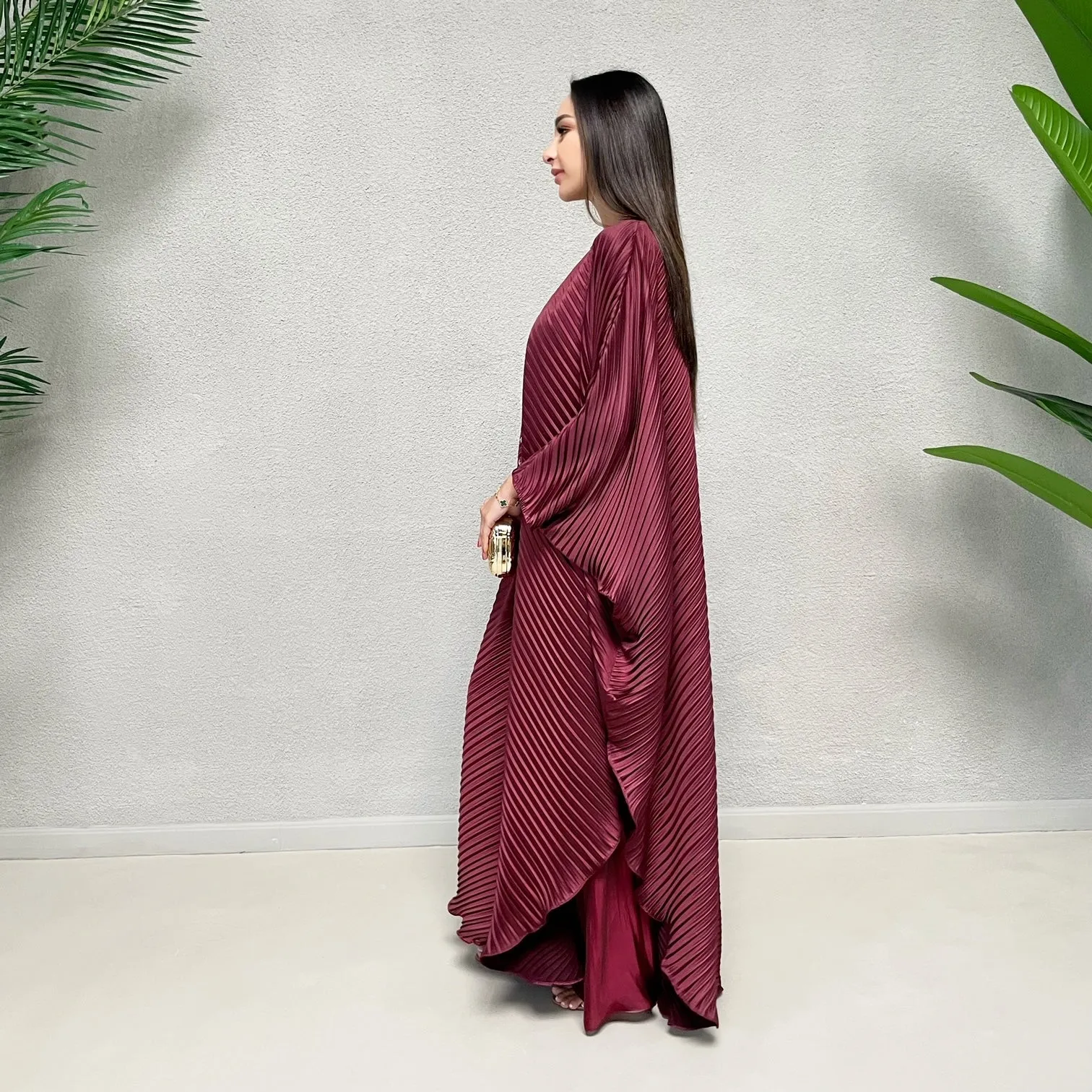 AW 21 BURGUNDY EVENING PLEATED KAFTAN