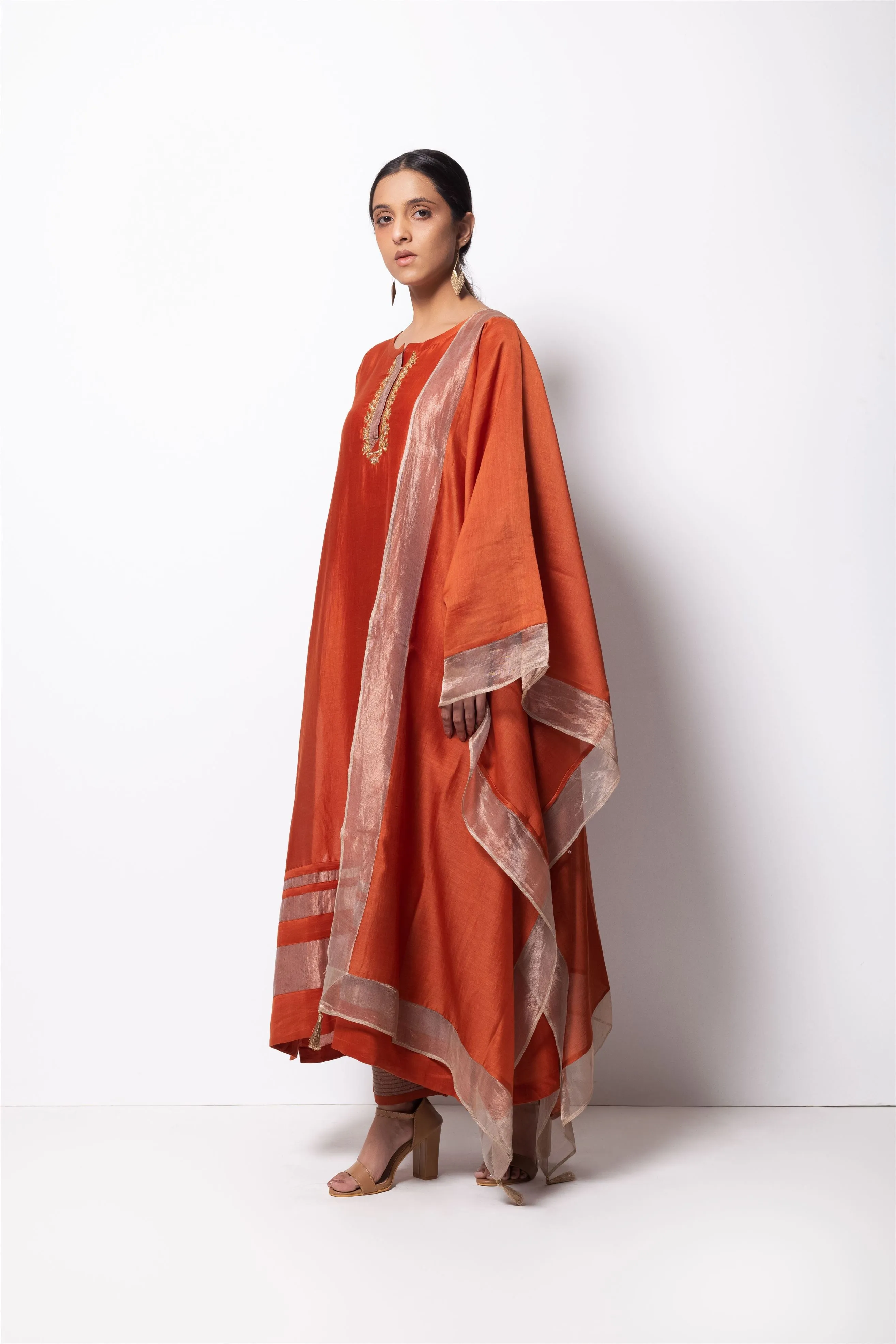 Bhavik Shah   I   Davuluri Kurta Full Set - Kurta, Stole, Pants, With Slip Kurta - Handwoven Chanderi Silk, Stole - Chanderi & Zari, Pants - Cotton Silk RUST ORANGE CH-SK-RO-23