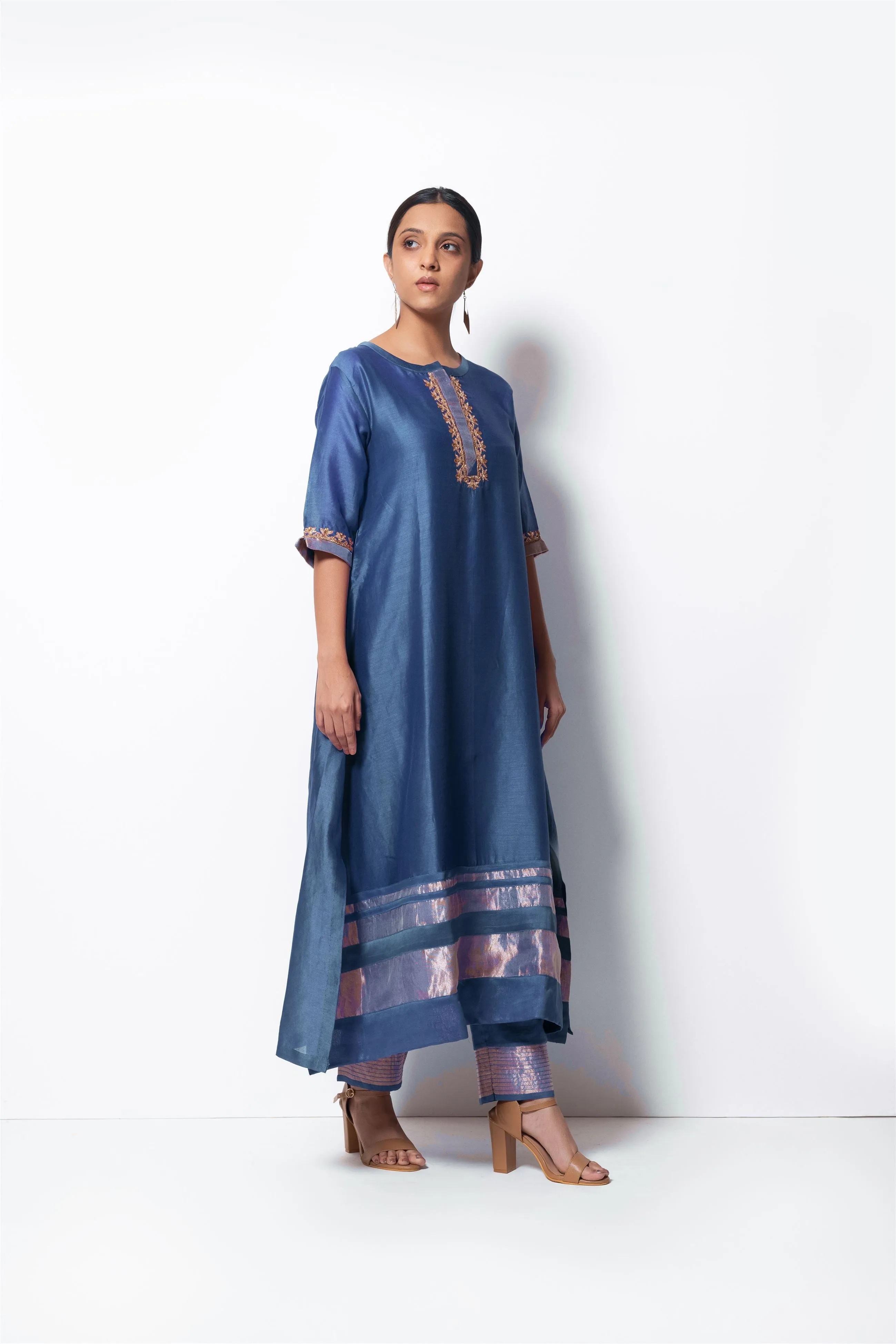 Bhavik Shah   I   Kondabolu Kurta Full Set - Kurta, Stole, Pants, With Slip Kurta - Handwoven Chanderi Silk, Stole - Chanderi & Zari, Pants - Cotton Silk BLUE CH-SK-JB-23