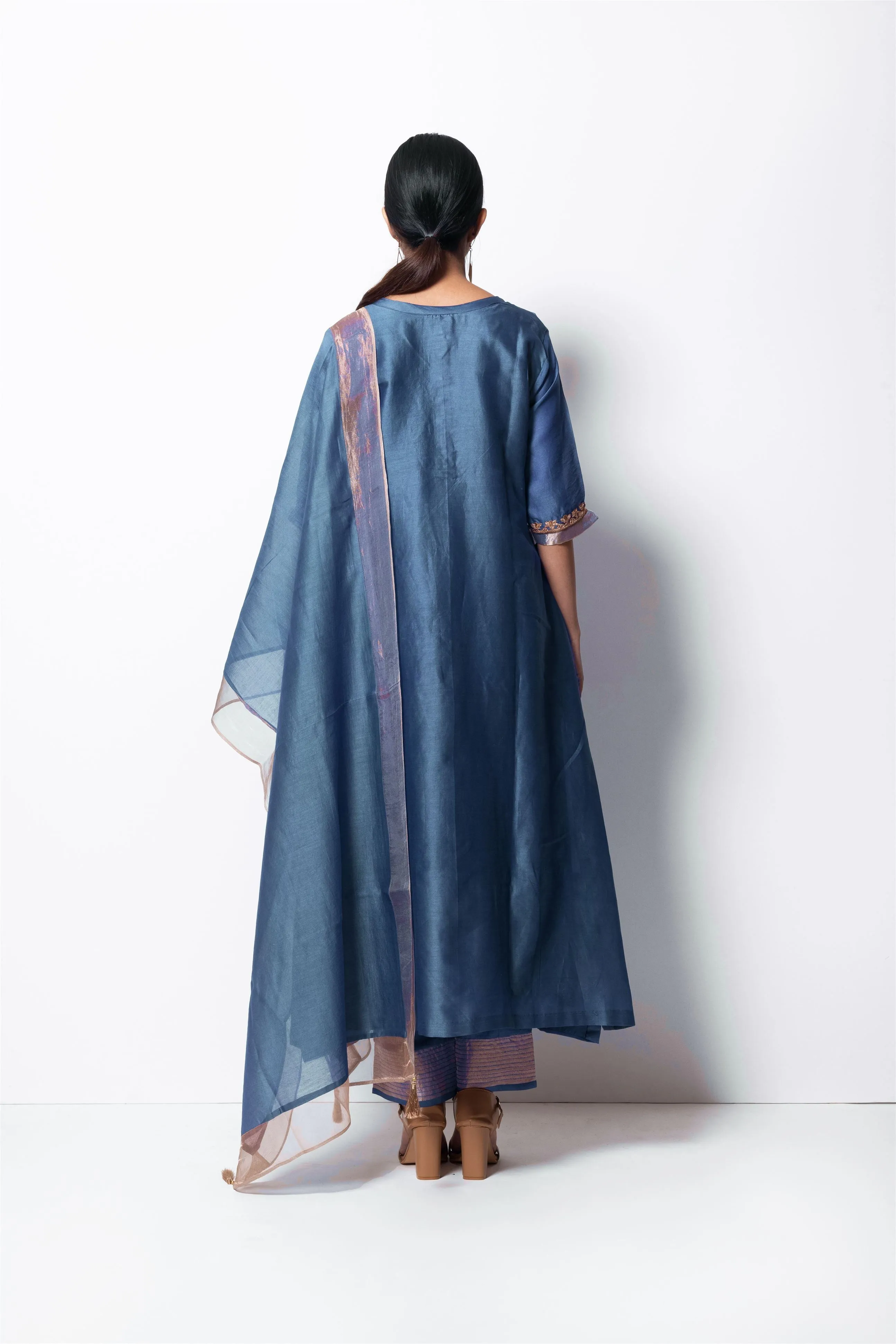 Bhavik Shah   I   Kondabolu Kurta Full Set - Kurta, Stole, Pants, With Slip Kurta - Handwoven Chanderi Silk, Stole - Chanderi & Zari, Pants - Cotton Silk BLUE CH-SK-JB-23