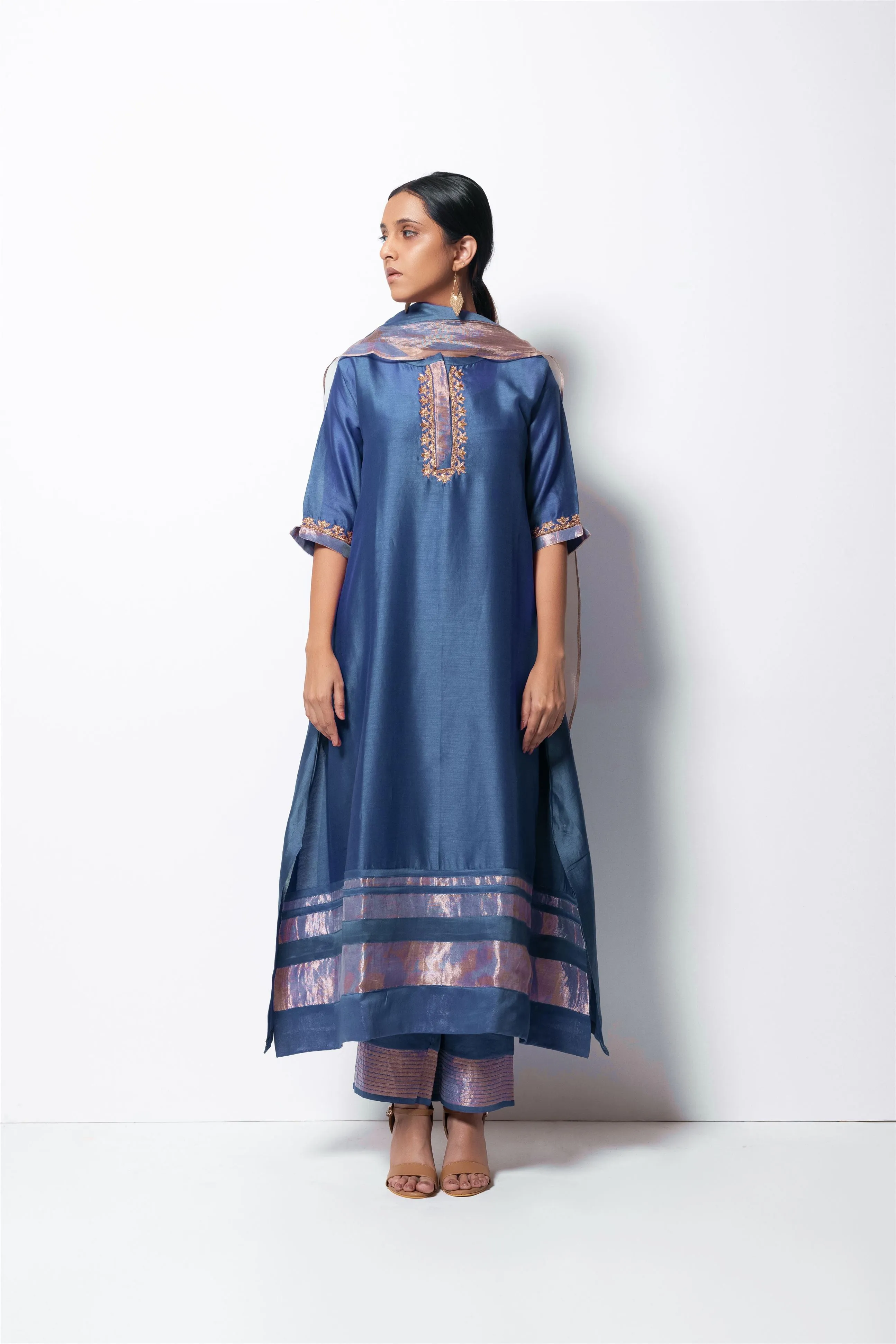 Bhavik Shah   I   Kondabolu Kurta Full Set - Kurta, Stole, Pants, With Slip Kurta - Handwoven Chanderi Silk, Stole - Chanderi & Zari, Pants - Cotton Silk BLUE CH-SK-JB-23