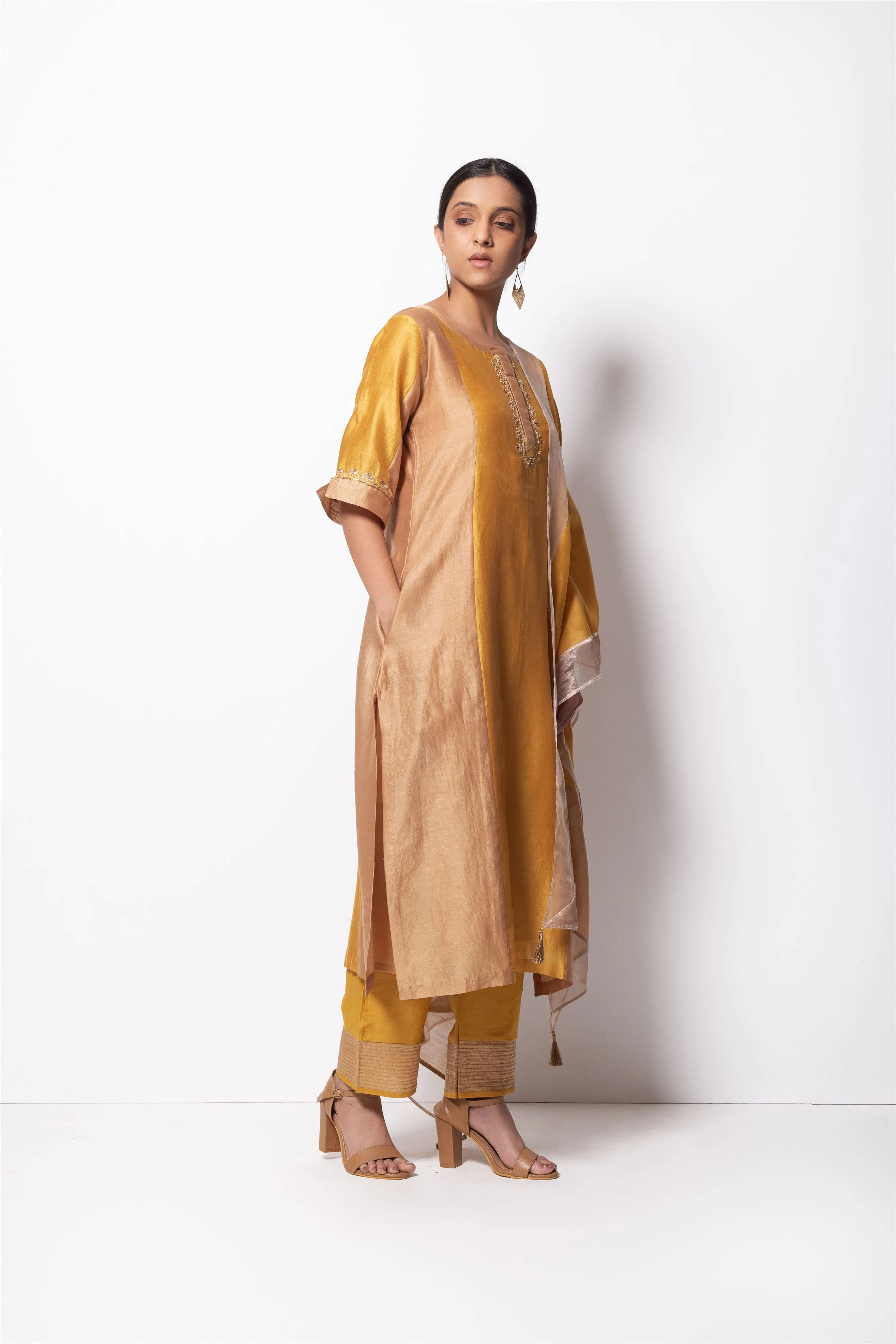 Bhavik Shah   I   Richmond Hill Kurta Full Set - Kurta, Stole, Pants, With Slip Kurta - Handwoven Chanderi Silk, Stole - Chanderi & Zari, Pants - Cotton Silk BEIGE MUSTARD CH-PK-BM-23