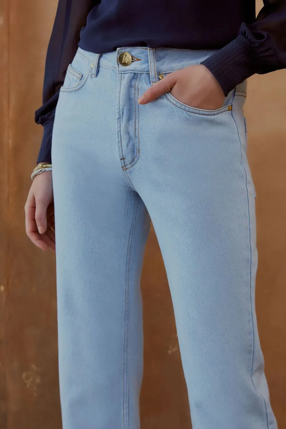 CLASSIC JEANS PANTS