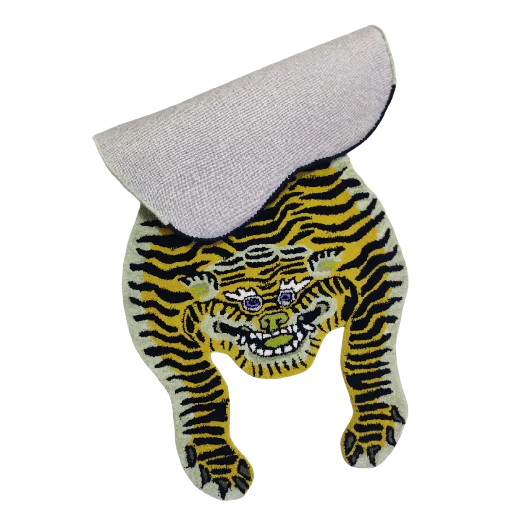 Classic Tiger Yogi Accent Wool Rug