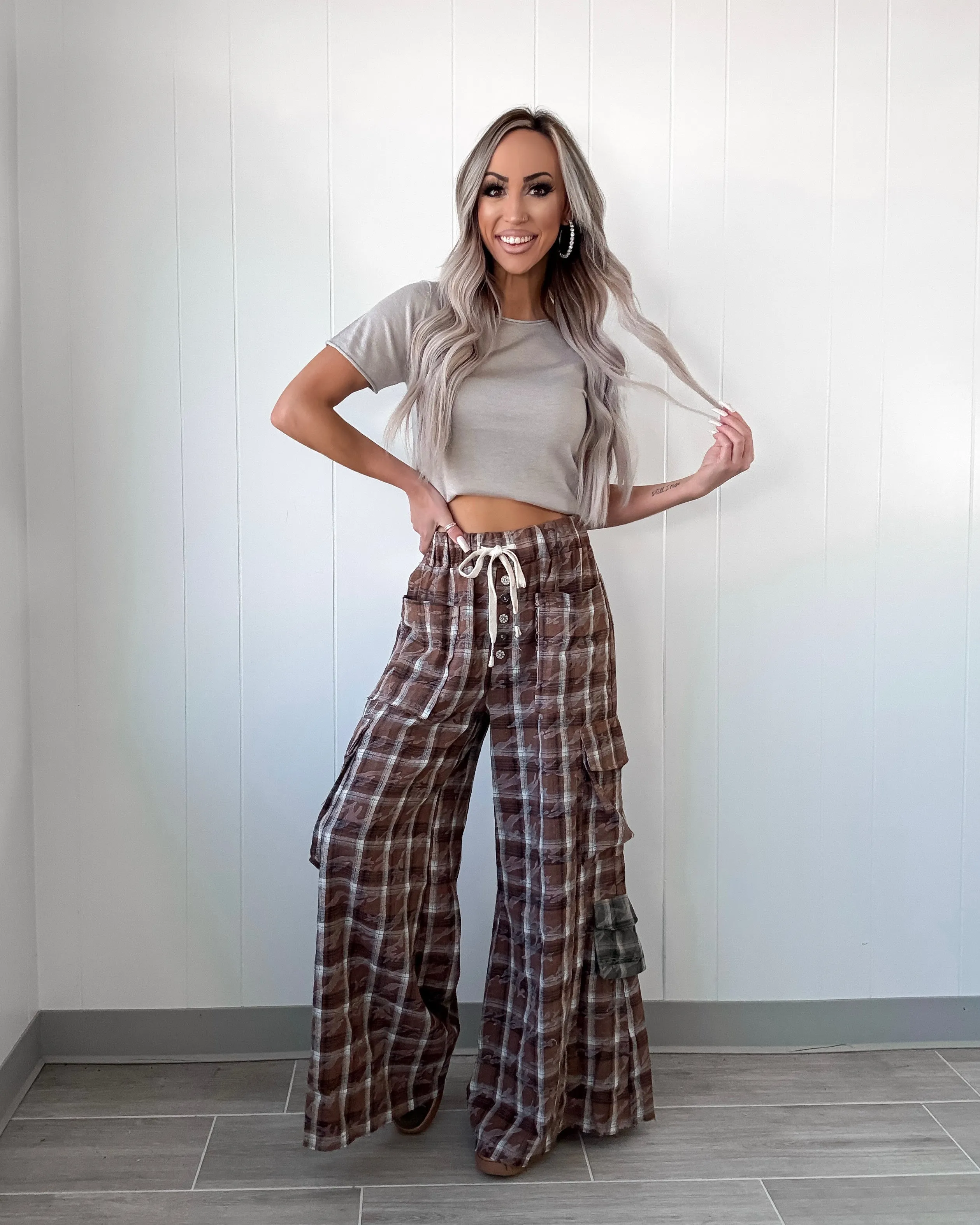 Downtown Plaid Cargo Pants - Choco