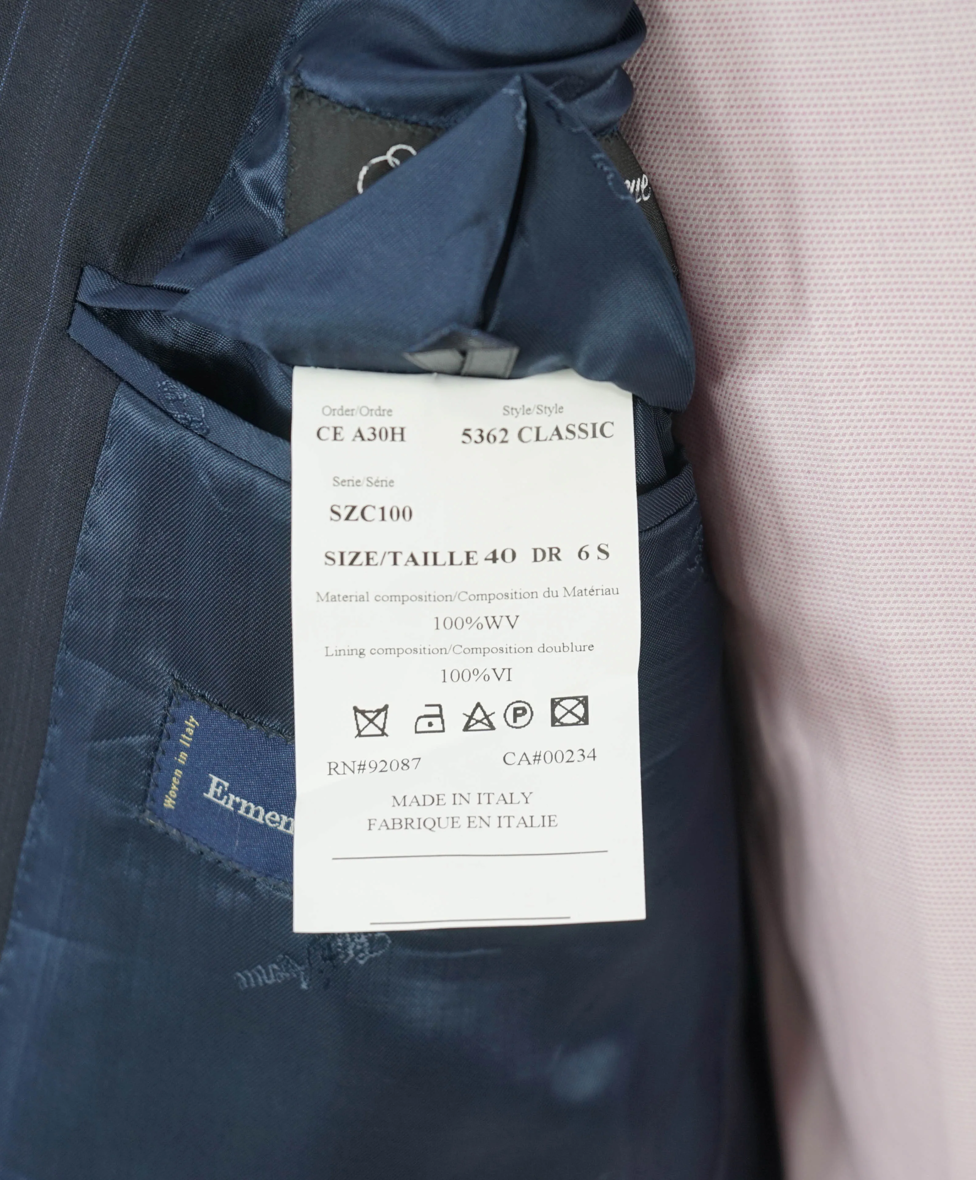 ERMENEGILDO ZEGNA - "CLASSIC" SAKS FIFTH AVENUE Blue Tonal Stripe Suit - 40S
