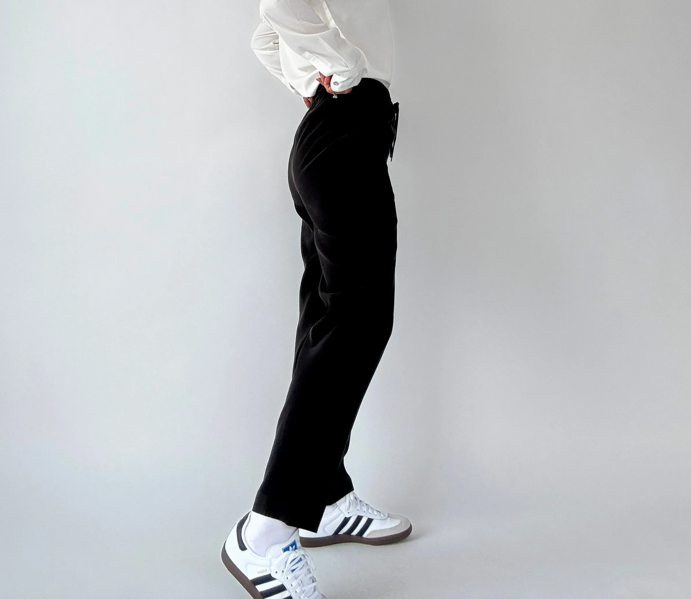 Everyday Ease Cropped Pant- Black