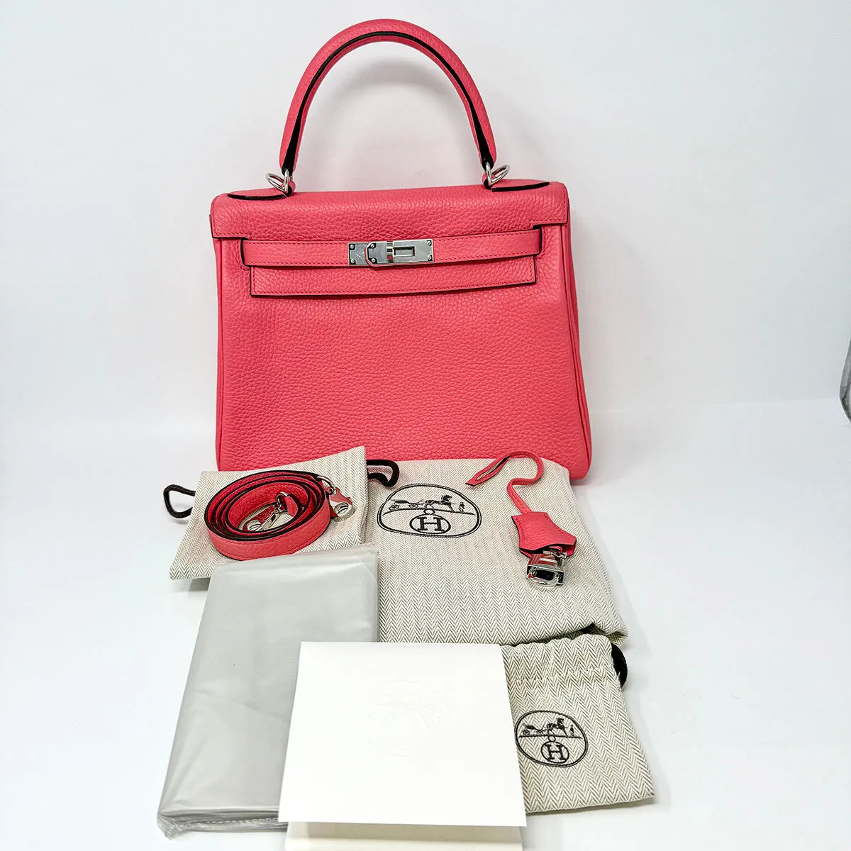 Hermes Clemence Kelly Retourne 28 Handle Bag