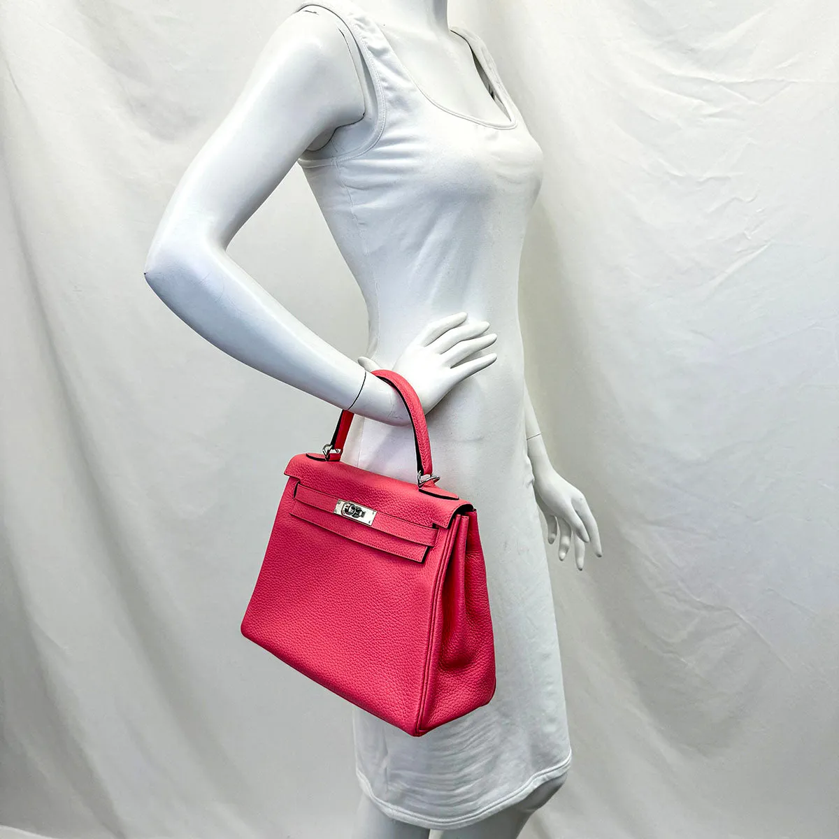 Hermes Clemence Kelly Retourne 28 Handle Bag