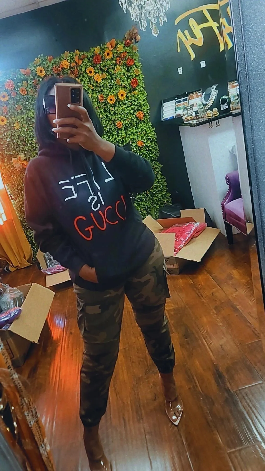 High Fashion Hoodie(SHIP/PICK UP 3-5 DAYS)