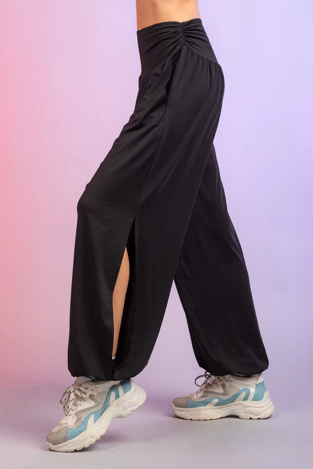 High-Waisted Harem Pants w/ Pockets