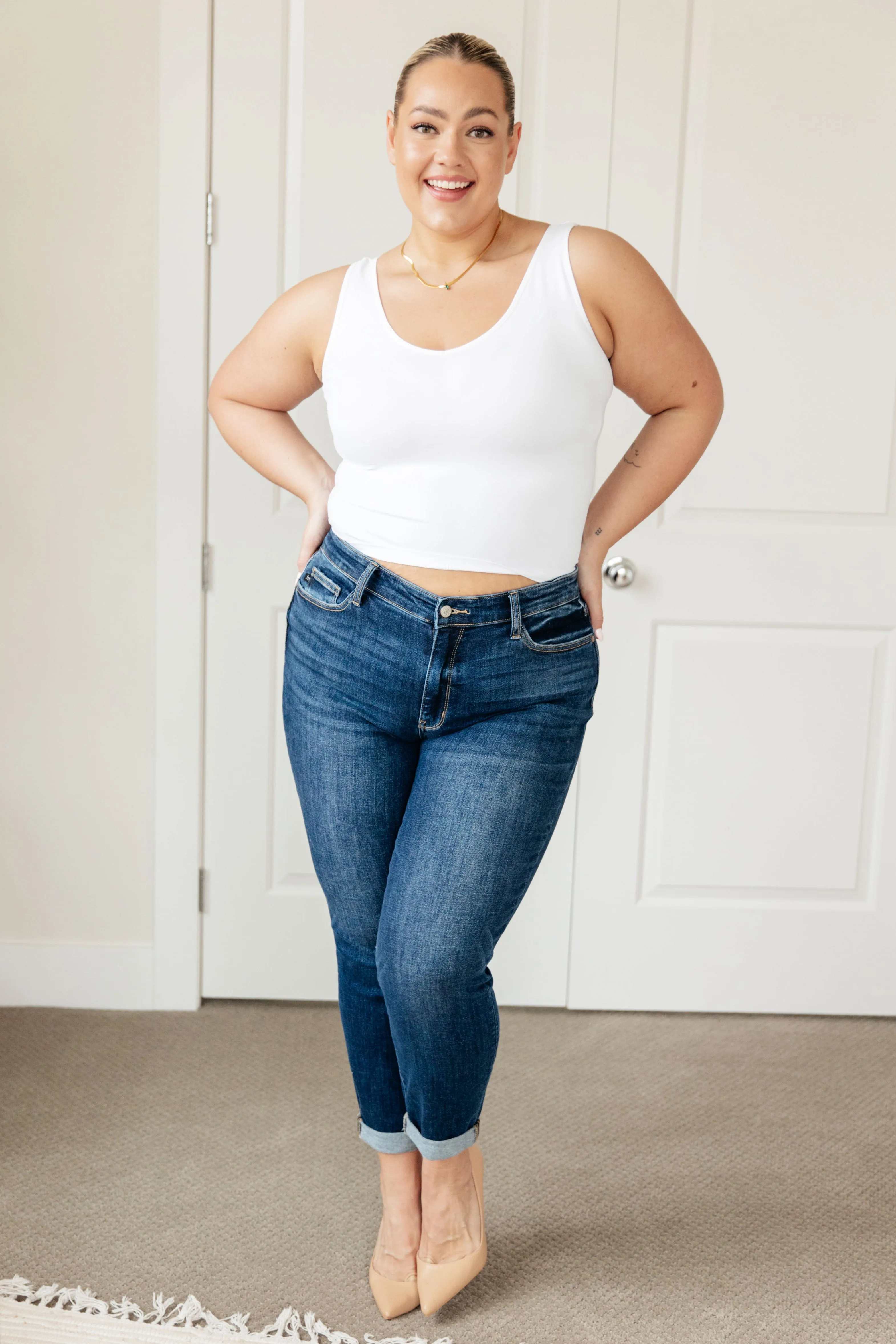 Judy Blue Mid-Rise Boyfriend Jeans in Dark Wash