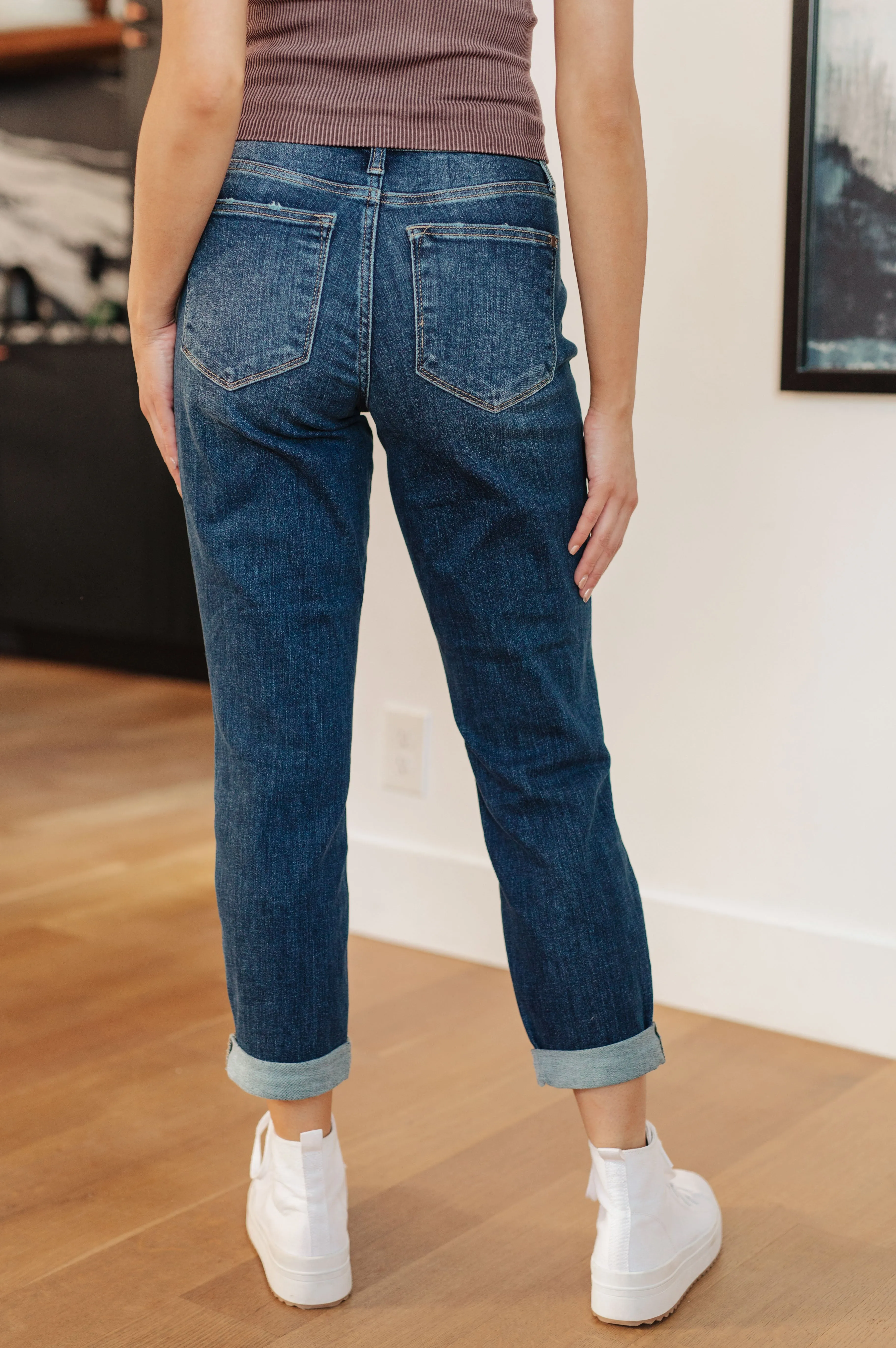 Judy Blue Mid-Rise Boyfriend Jeans in Dark Wash