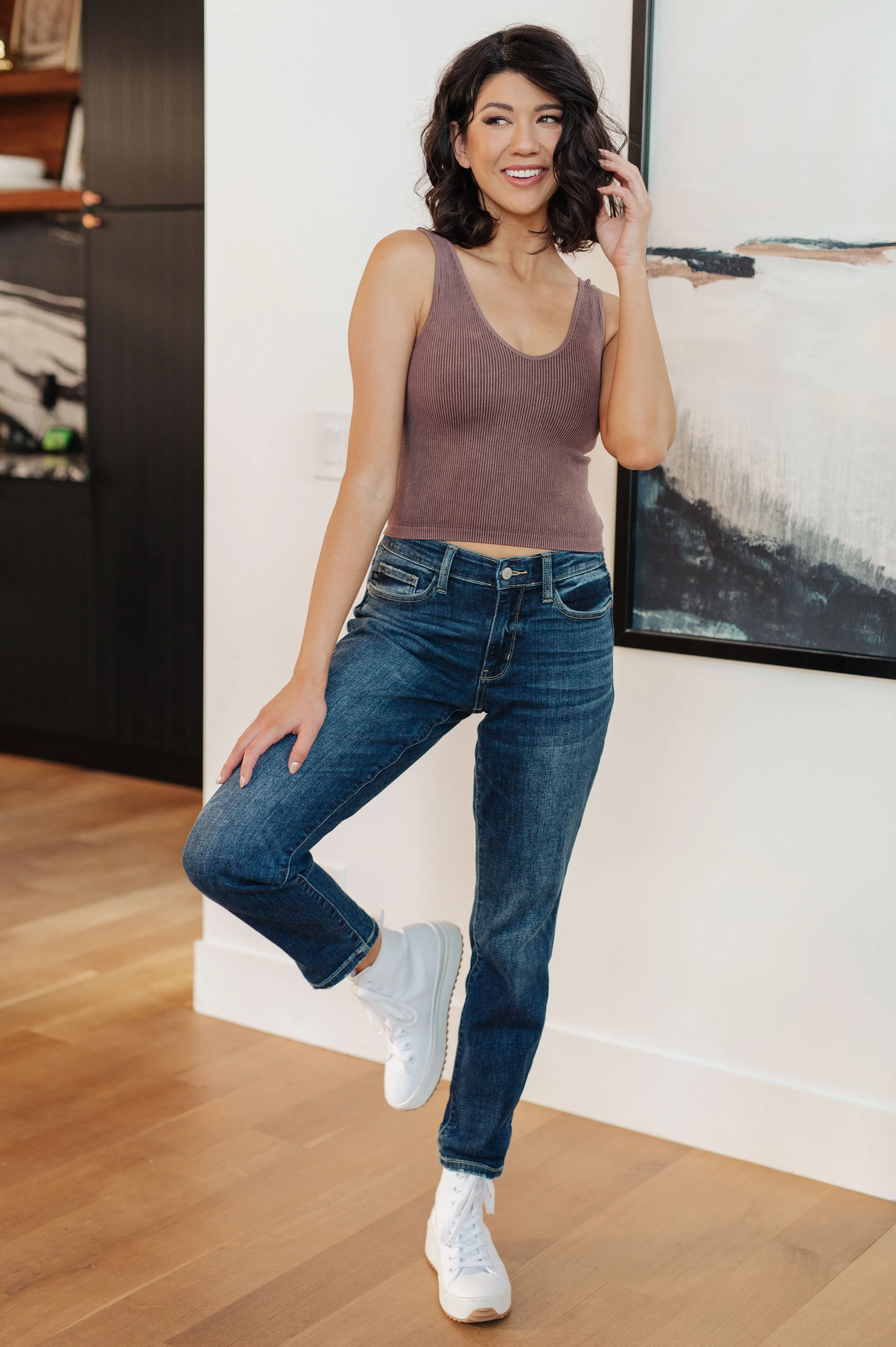 Judy Blue Mid-Rise Boyfriend Jeans in Dark Wash