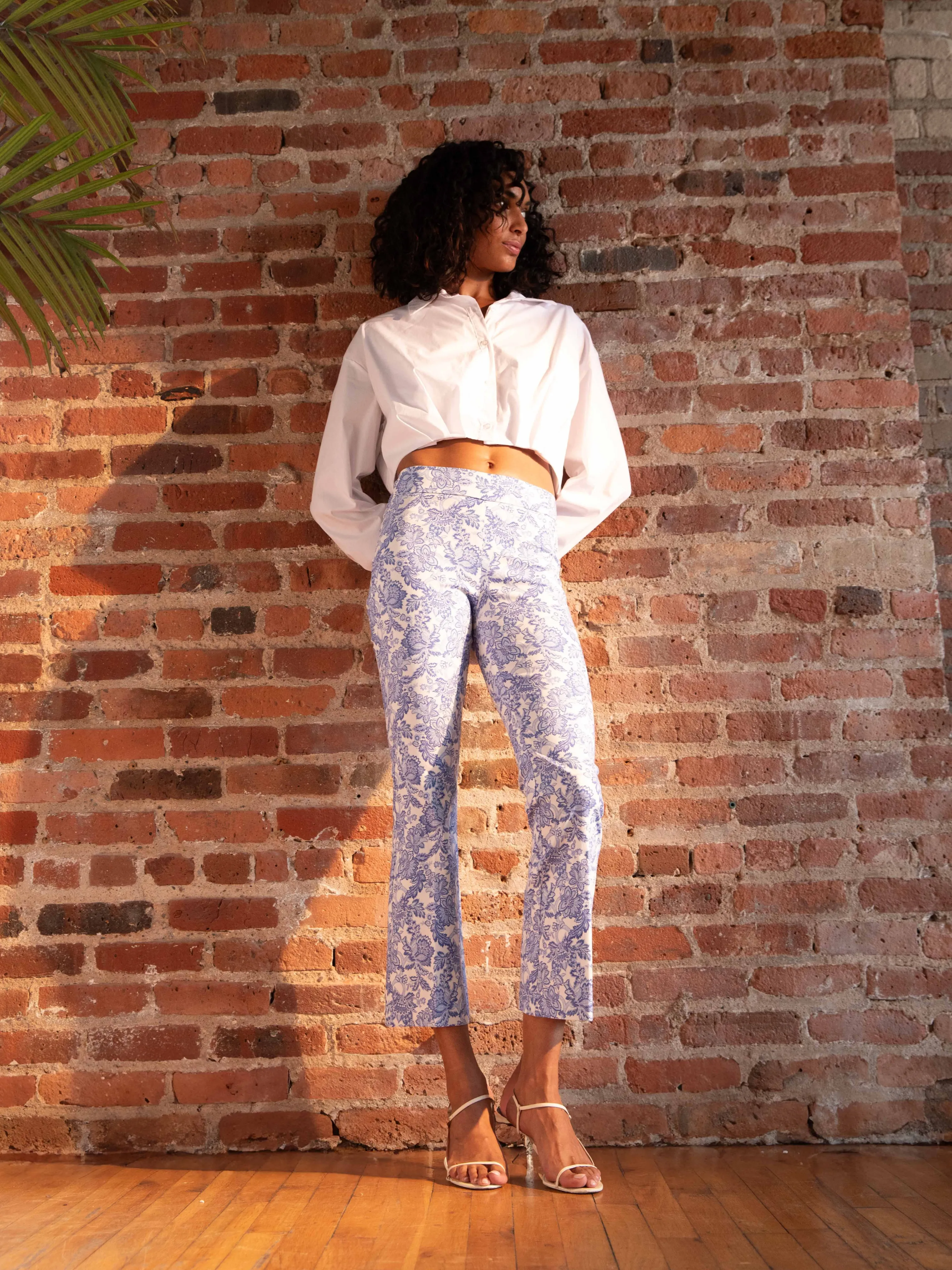 Leo Crop Paisley Flare Pant in White and Blue