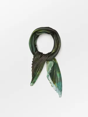 Milley Plea Scarf