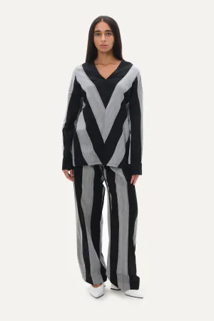 Naushad Ali   I   Lounge set Chevron Signature Spring Summer 2025 Black   Smoke Grey Handwoven Silk Cotton NA SS24 W15