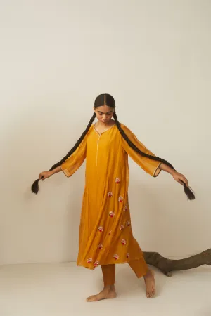 Sarang Kaur Bayview Avenue Mango Hathi Kurta Pant Set Chanderi silk Bareeki SK01294