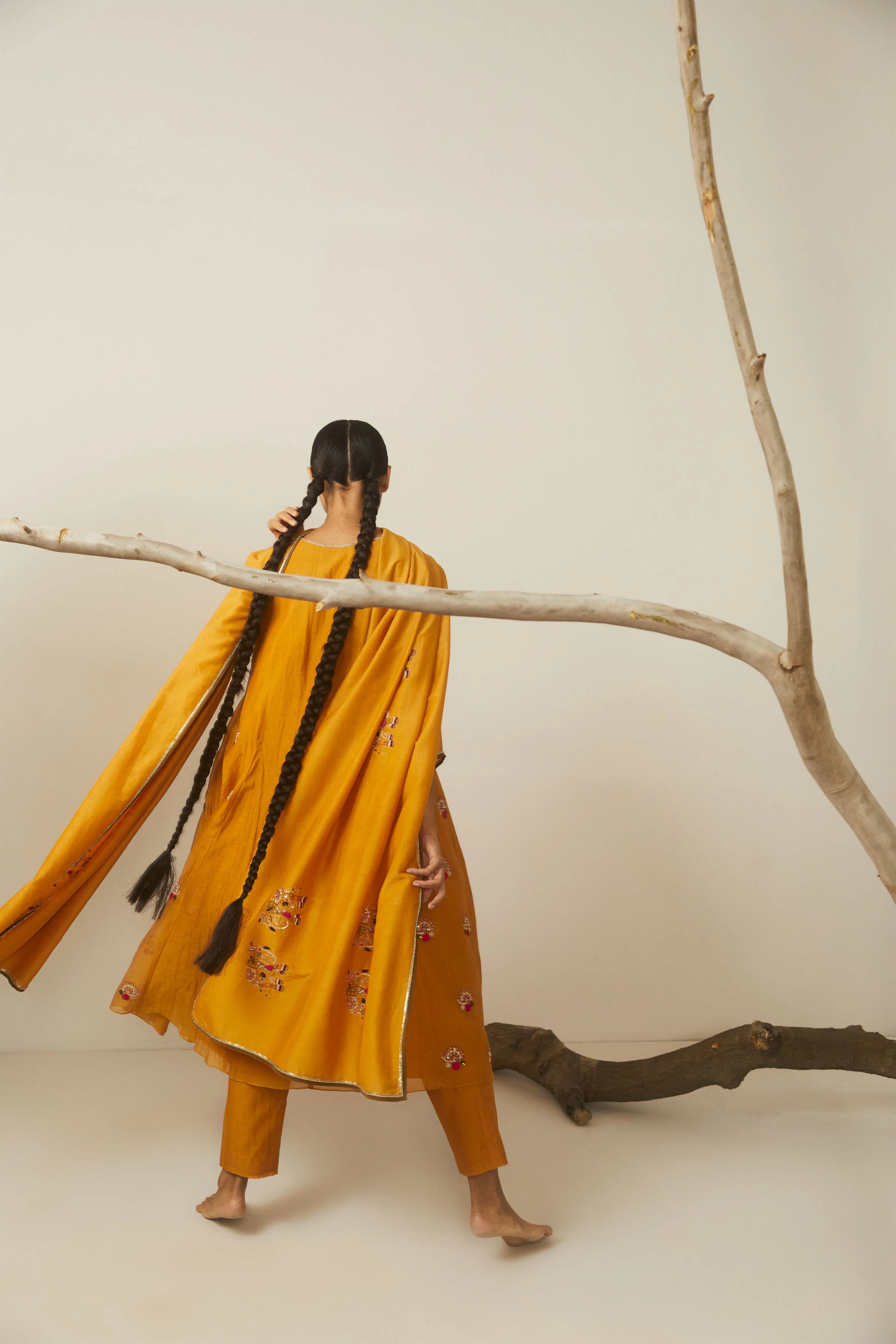 Sarang Kaur Bayview Avenue Mango Hathi Kurta Pant Set Chanderi silk Bareeki SK01294