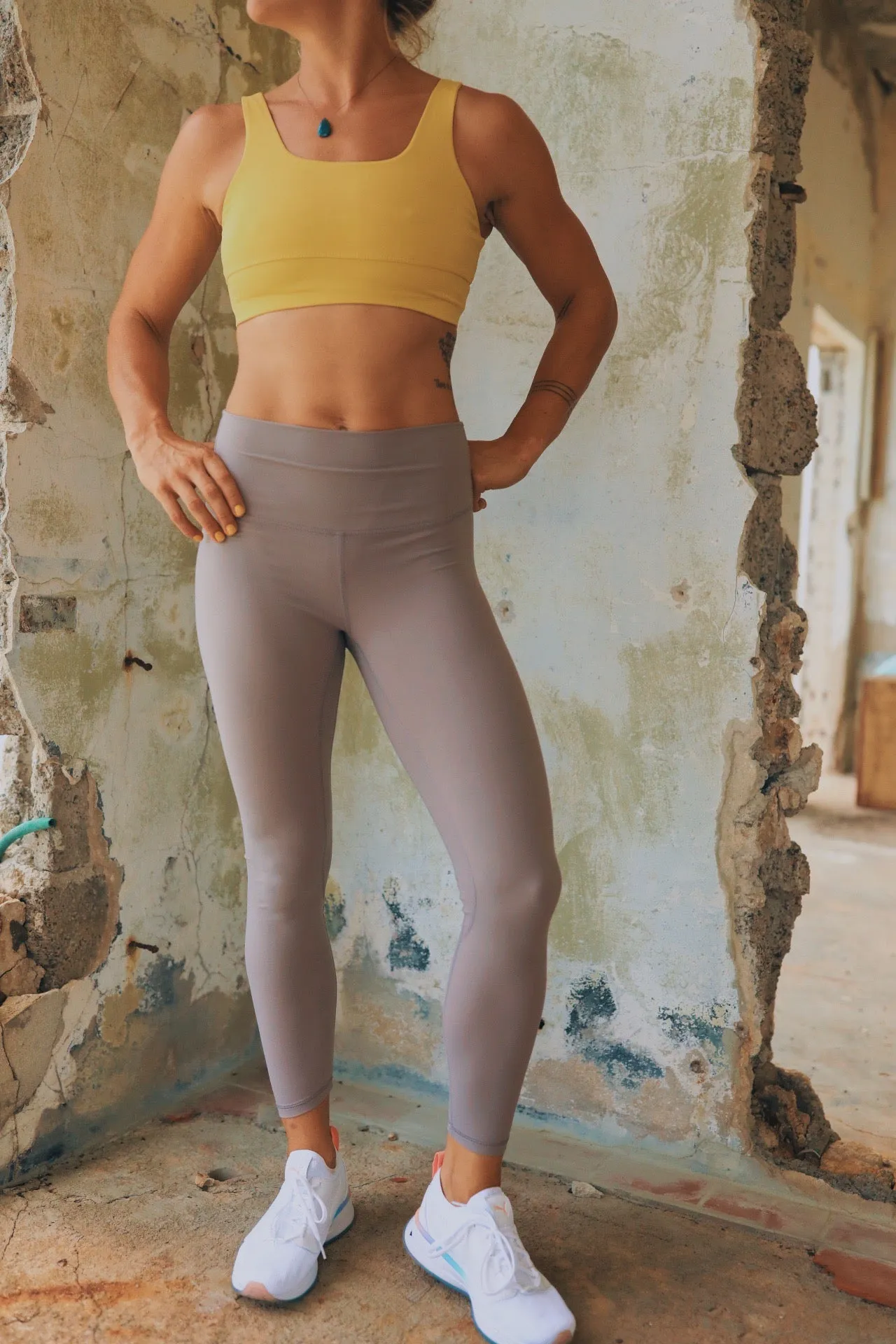 the Royale Tropical legging