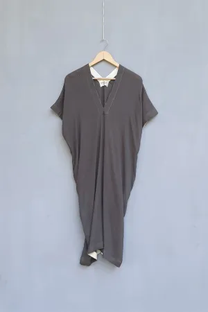Urvashi Kaur   I   Hiratsuka DRESS URA crinkle cotton slate TESSELLATE- 41