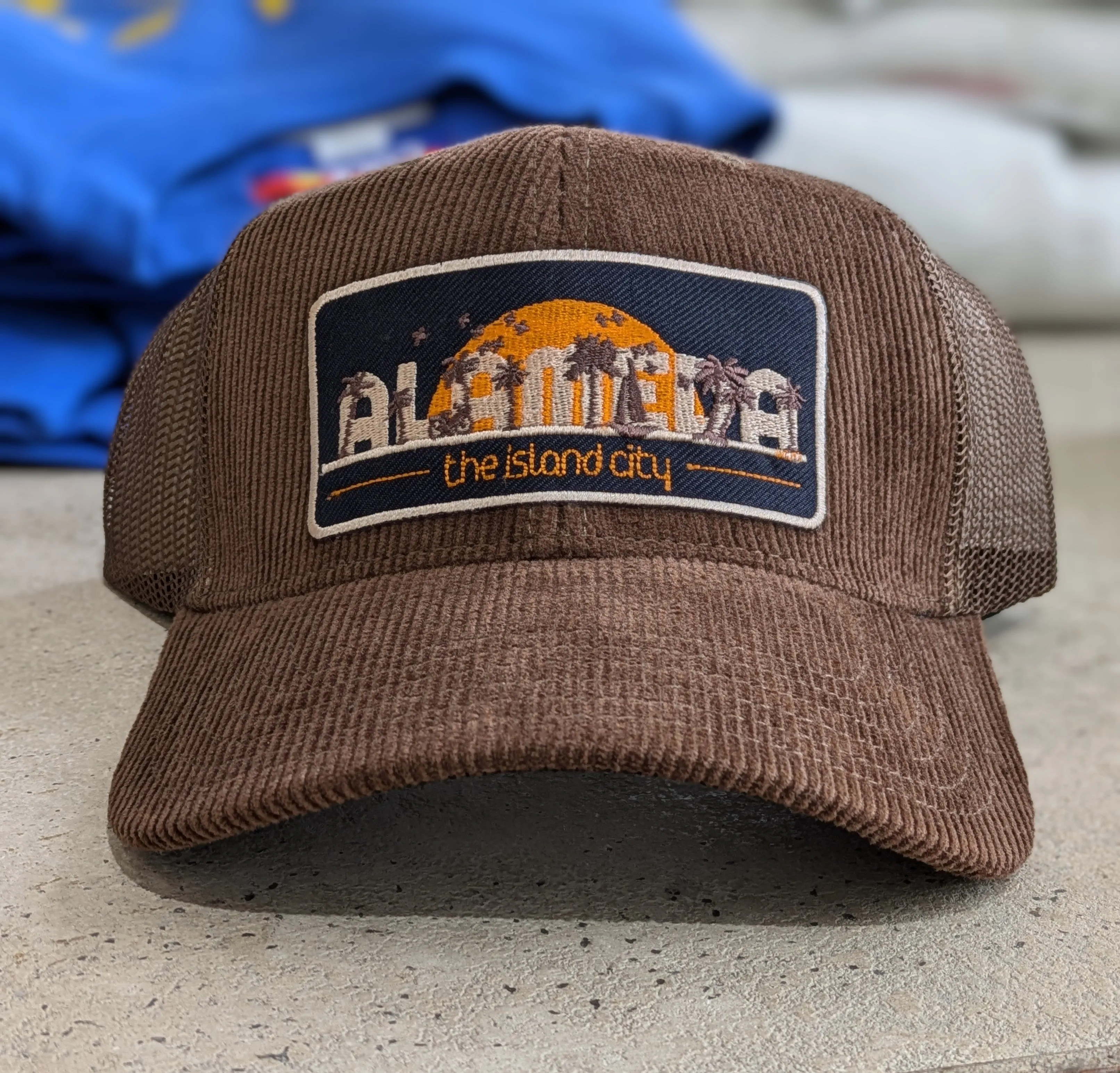 WKND EVERYDAY PATCH CORDUROY HAT