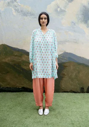 Yam   I   Argentario Sarita Set KURTA SET  MULMUL & SATIN BLUE & PEACH An Indian Summer YAMKU06